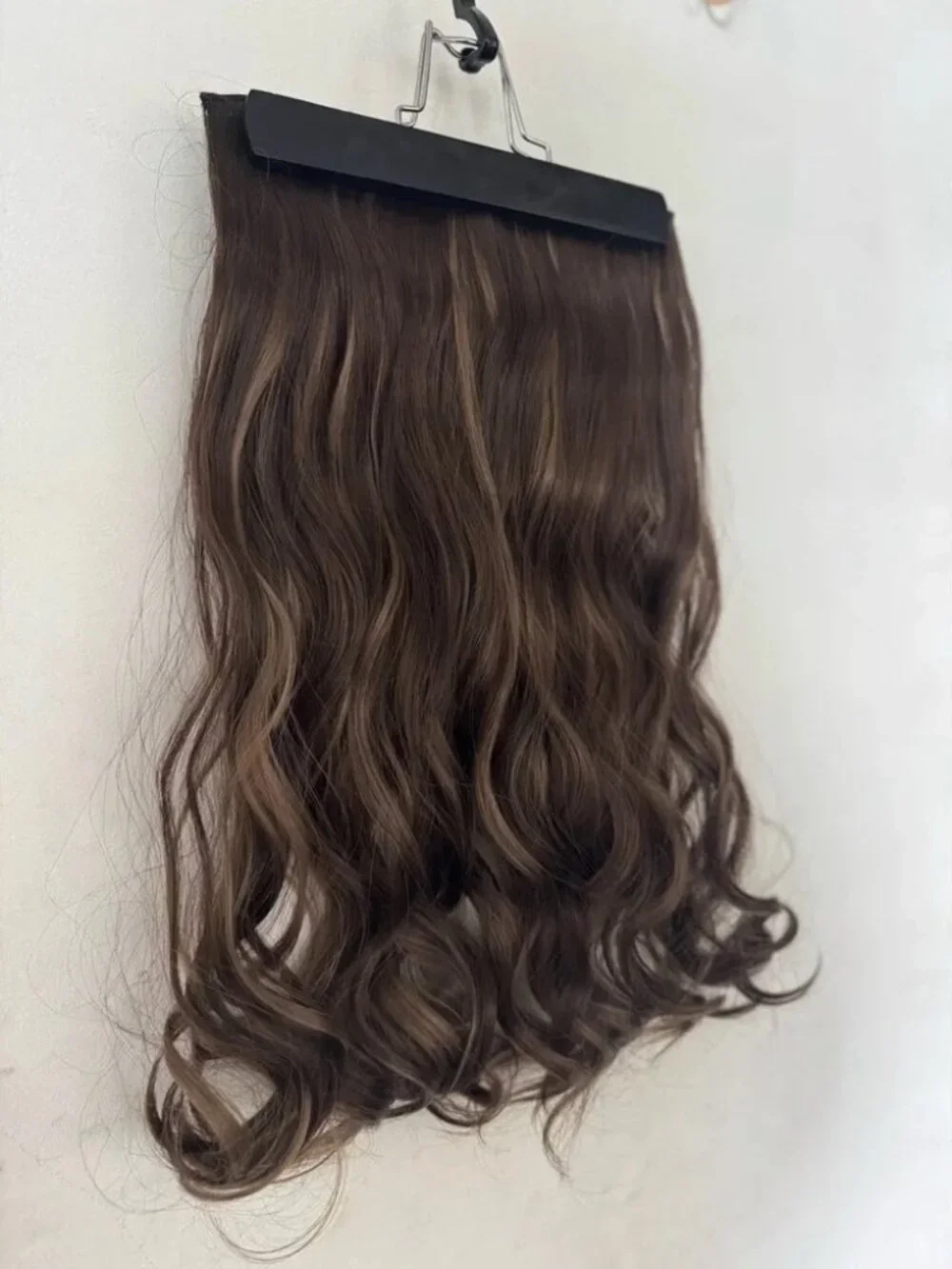 22” Clip-In Hair Extension Brown with Blonde Highlights Wavy | Volume Hairpiece